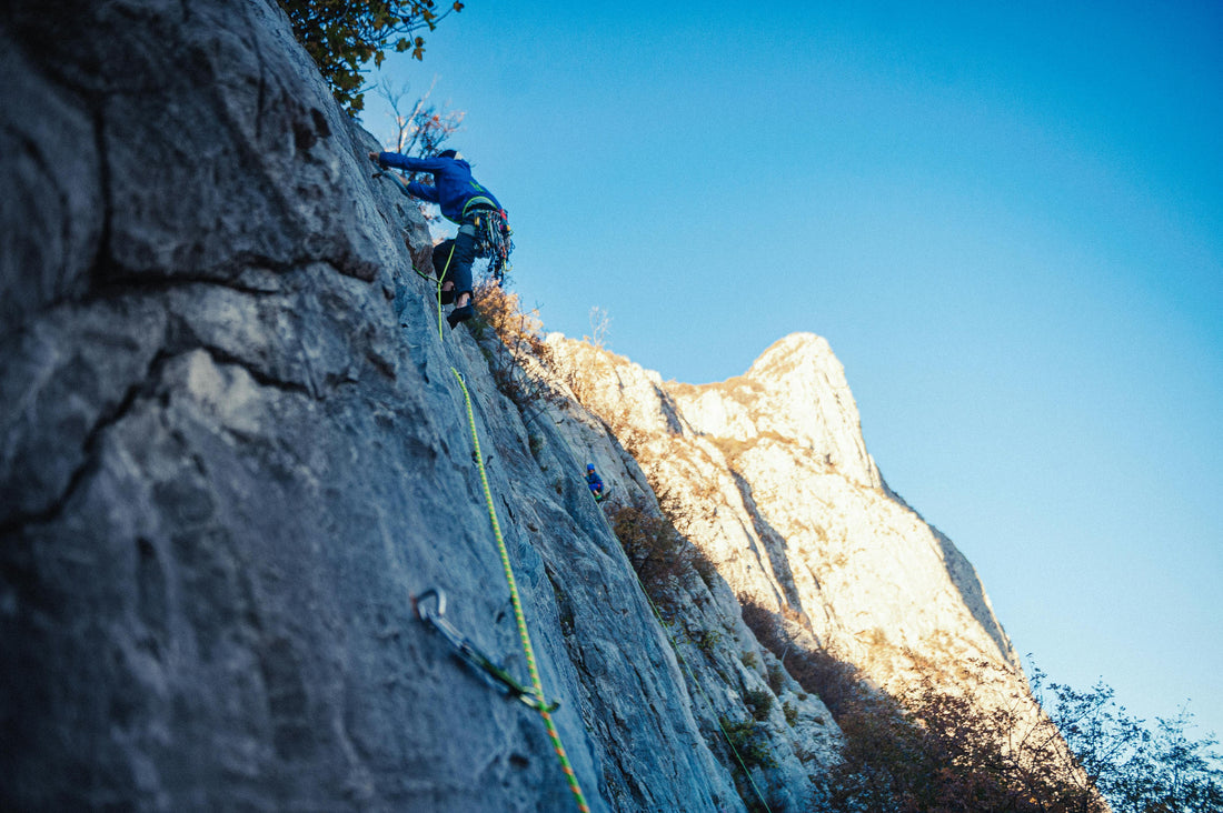 Top 5 Mistakes Climbers Make When Using Chalk